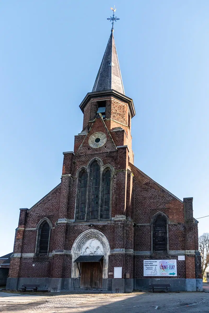 Eglise Saint-Luc à Courcelles-Forrière