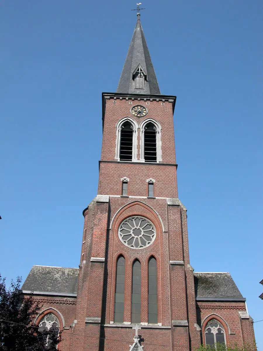 Eglise Saint-François à Courcelles-Sarty