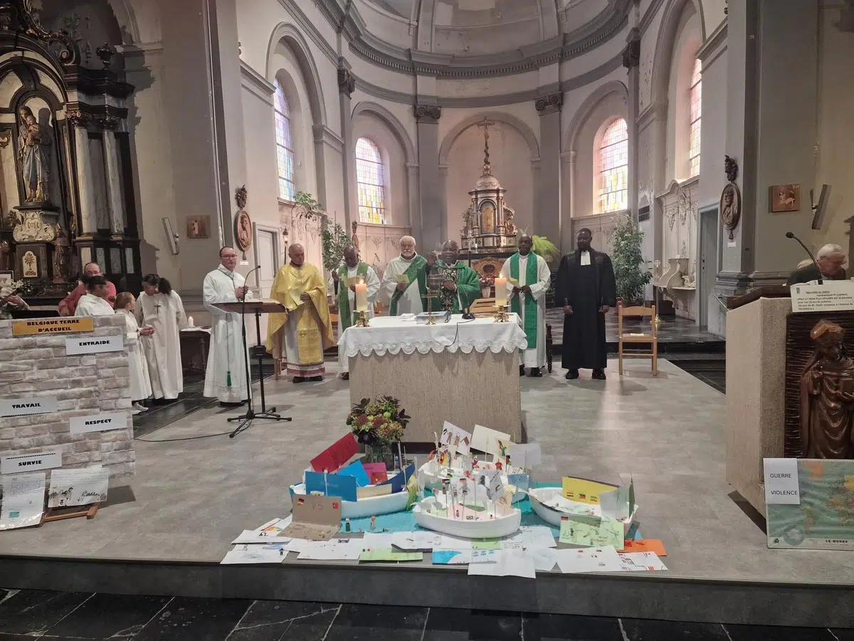 Messe interculturelle lors de la JMMR 2025 en l'église St Lambert de Courcelles-Petit