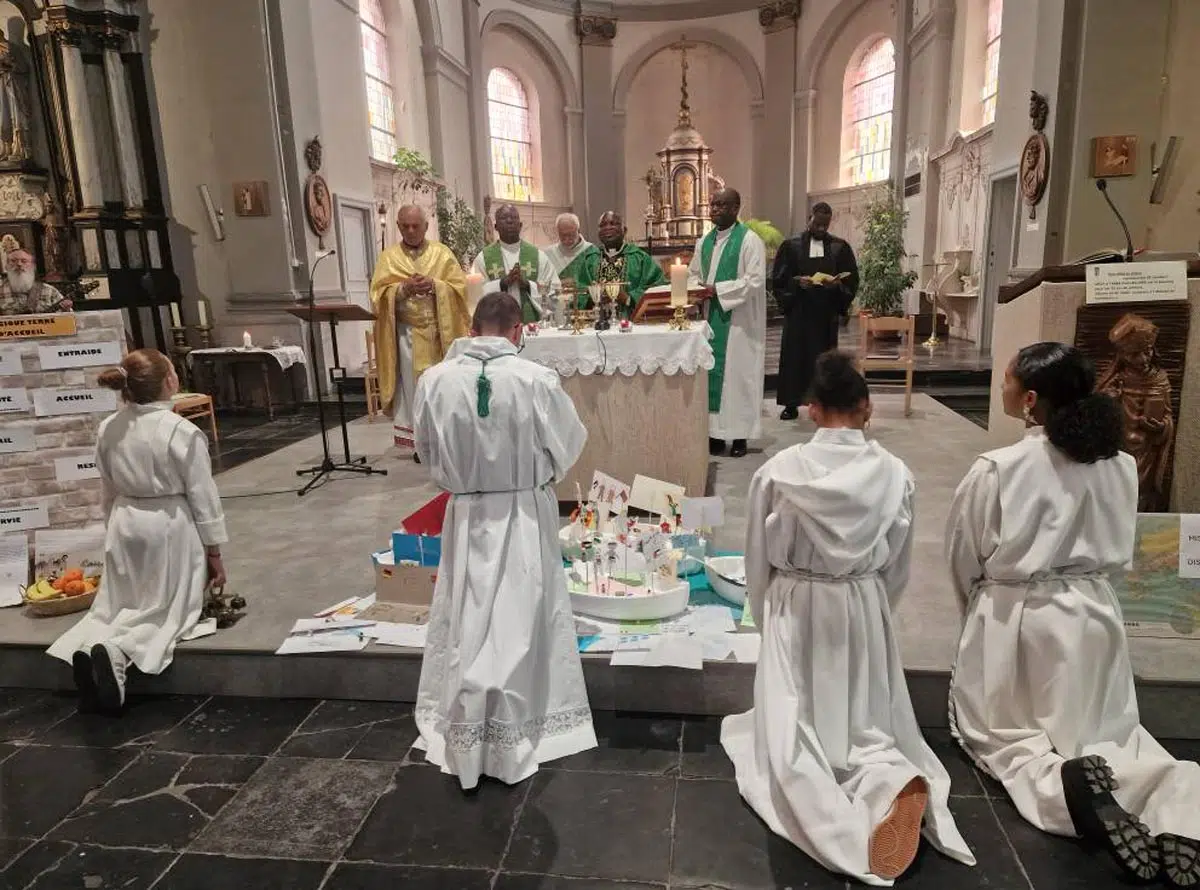 Messe interculturelle lors de la JMMR 2025 en l'église St Lambert de Courcelles-Petit