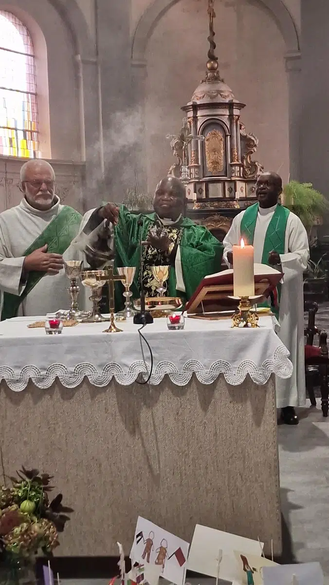 Messe interculturelle lors de la JMMR 2025 en l'église St Lambert de Courcelles-Petit