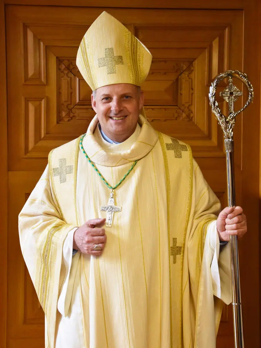 Mgr Rossignol-photo officielle liturgie